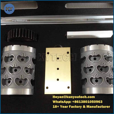 Quality  Paintball Herbal Capsule Maker Softgel Die Roll Tooling With Al Injection Wedge factory
