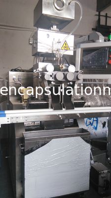 15kg/H Capacity Gel Encapsulation Machine Full Automatic For Liquid / Capsule