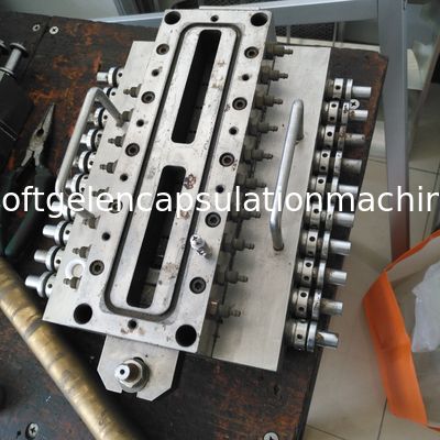 10 Inch Vegetable Gelatin Soft Capsule Making Machine Automatic 32000pcs / Hour