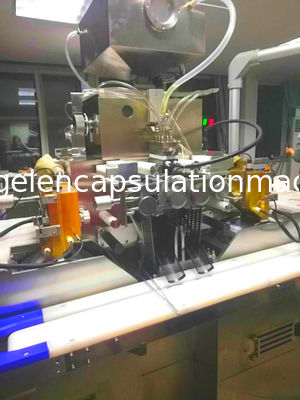 Medical Encapsulation Soft Gelatin Capsule Machine For Fish Oil Filling