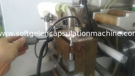 Large Scale Softgel Encapsulation Machine For oil filling  into capsule