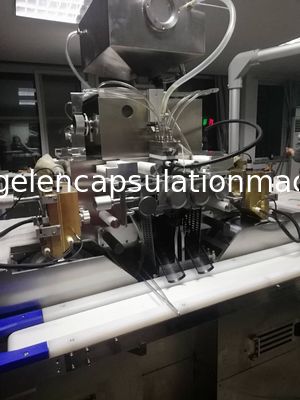 Large Scale Softgel Encapsulation Machine For oil filling  into capsule