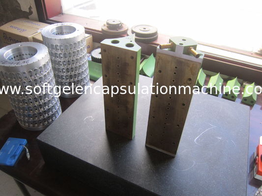High Precision Softgel Capsule Mold Tooling Paintball Die Roll Adjustable Rotate Speed